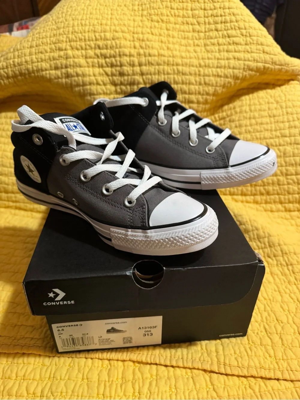 Converse kids low